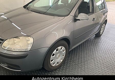 VW Golf Volkswagen V Lim. Trendline