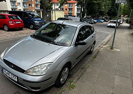 Ford Focus 1.6 -