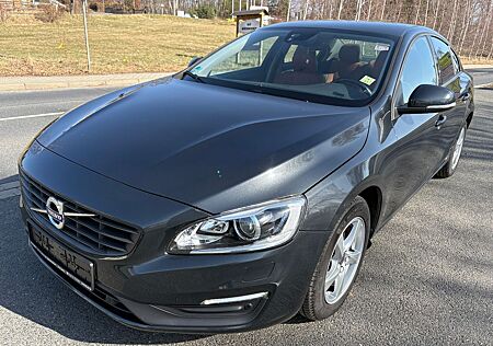 Volvo S60 2.0D Limousine Business Leder