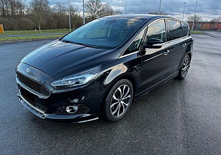 Ford S-Max 2,0 132kW Titanium PowerShift ST Line