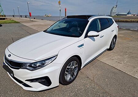 Kia Optima 2.0 GDI Plug-in Hyb. Spirit Auto Spor...