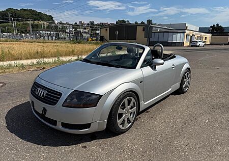 Audi TT Roadster 1.8T Quattro TÜV neu