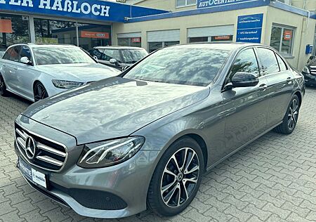 Mercedes-Benz E 220 d*NIGHTP*NAVI WIDESC*LED*KAM*CARPLAY*AHK