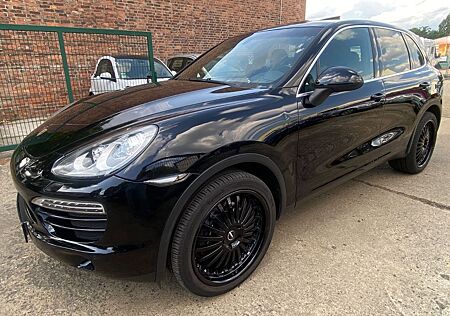 Porsche Cayenne Aut.+Leder+Navi+Schiebedach+Winterräder