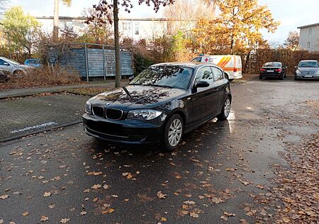 BMW 120i -