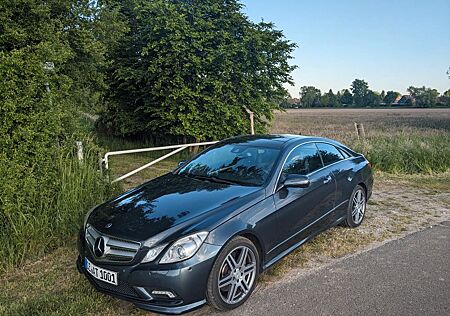 Mercedes-Benz E 500 Coupé AVANTGARDE Vollausstattung