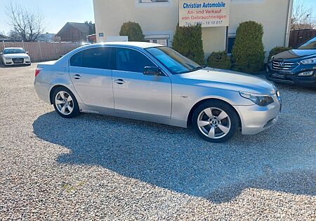 BMW 523i