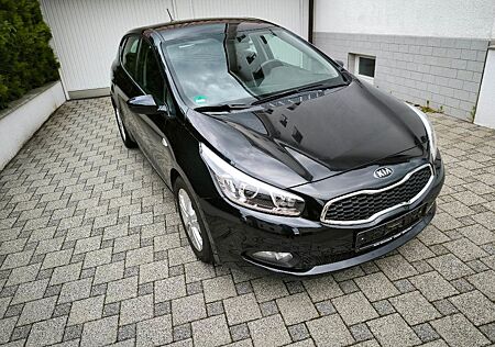 Kia Cee'd / Ceed DOHC 4 Zylinder TÜV Service Neu