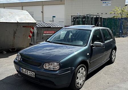 VW Golf Volkswagen 1.9 TDI Basis