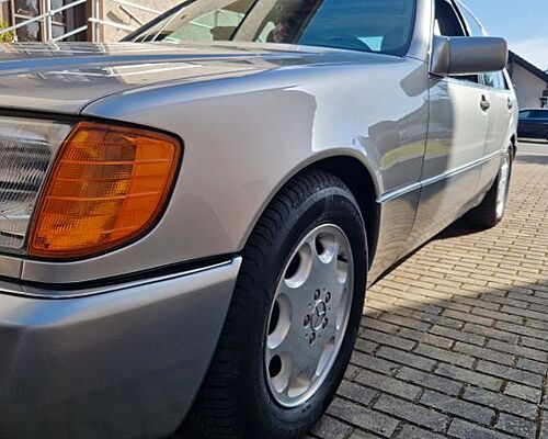 Mercedes-Benz S 320