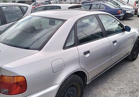Audi A4 1.8 -
