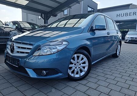 Mercedes-Benz B 200 Klimaaut. Navi MFL Kamera PDC 1-Hand TOP