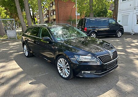 Skoda Superb Combi 2.0 TDI DSG Style