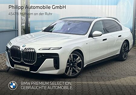 BMW 740d xDrive M Sport PanoSky B&W AHK St-Hzg 21"
