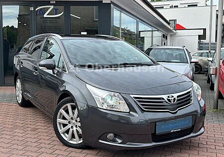 Toyota Avensis Kombi 2.2 Executive*PANORAMA*TÜV NEU*