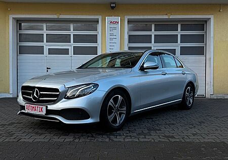 Mercedes-Benz E 200 Limousine/LED/KAMERA/APPLE/AMBIENTE