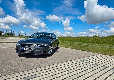 Audi A4 2.0 TDI Automatik Anhängerkupplung Sportsitze