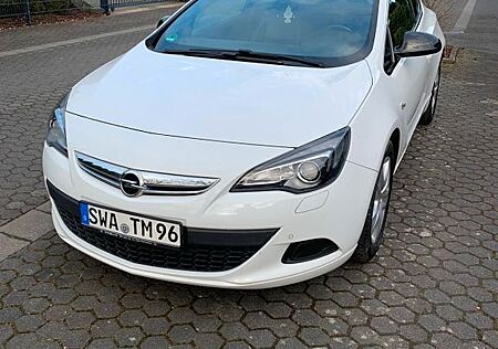 Opel Astra GTC 1.4 Turbo 88kW -