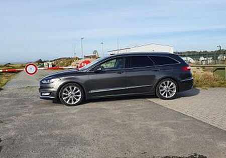 Ford Mondeo 2,0 TDCi Bi-Turbo Vignale Turn. Power...