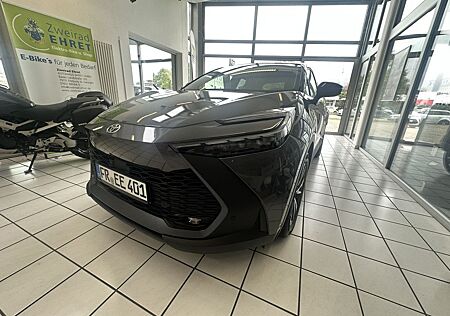 Toyota C-HR 2.0 Hybrid Teamplayer + Tech Paket