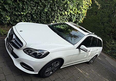 Mercedes-Benz E 350 4MATIC T AVANTGARDE AHK 360 LED LEDER