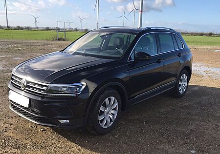 VW Tiguan Volkswagen 2.0 TDI SCR IQ.DRIVE