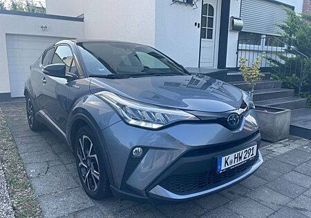 Toyota C-HR 2.0-l-VVTi Hybrid Team Deutschland Team...