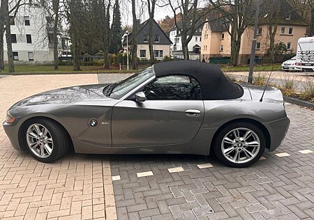 BMW Z4 3.0i - Roadster (E85) - HU 10/2026
