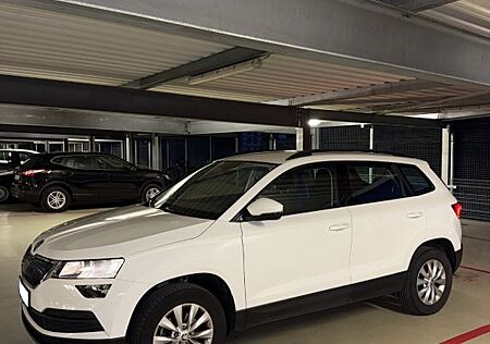 Skoda Karoq 1.0 TSI ACTIVE Service Neu