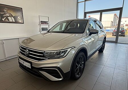 VW Tiguan Allspace Volkswagen 2.0TDI 4 Motion SHZ,AHK uvw.