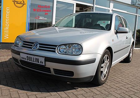 VW Golf Volkswagen 1,6 3tr. Automatik+Klima Bastlerfahrzeug!!