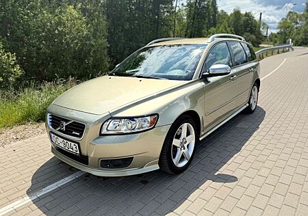 Volvo V50 D5 Summum Summum R-Design