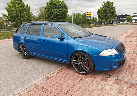 Skoda Octavia Combi 2.0 TFSI RS TÜV neu