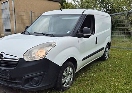 Opel Combo 1.3 Diesel .TECHNIK SEHR GUT . 1JAHR TÜV