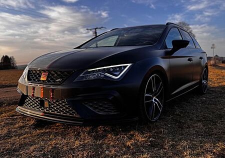 Seat Leon CUPRA 4Drive DSG Sportstourer SHZ Pano