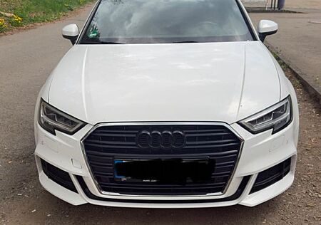 Audi A3 35 TFSI S tronic -