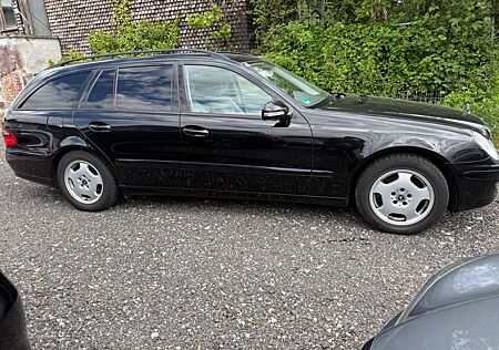 Mercedes-Benz E 200 E -Klasse T-Modell T Kompressor