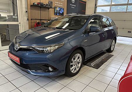 Toyota Auris Touring Sports Hybrid 1.8 VVT-i Automatik