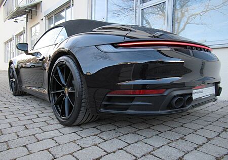 Porsche 992 Carrera Cabriolet Carrera