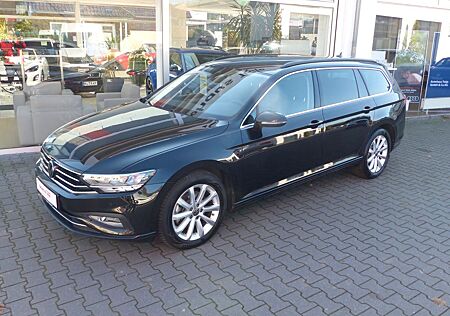 VW Passat Variant Volkswagen Business 1,5 TSI,DSG,NAVI,LED,SHZ