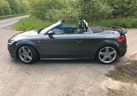 Audi TT Roadster 2.0 TDI S tronic quattro -