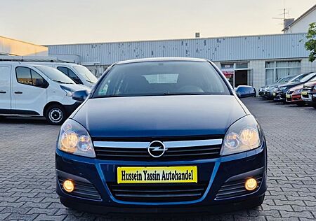 Opel Astra H Lim. Basis