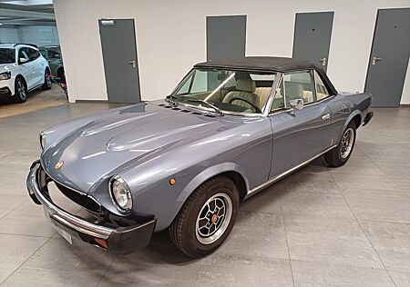 Fiat 124 Spider