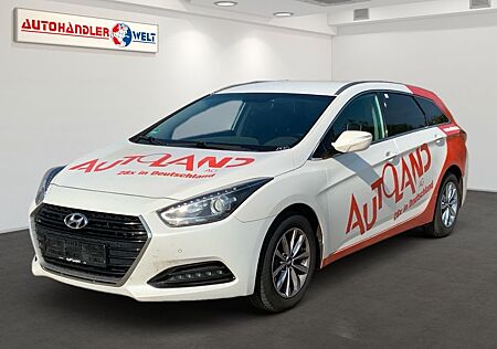Hyundai i40 Kombi 1.7 CRDi AT AAC Navi SHZ PDC Tempo