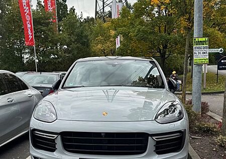 Porsche Cayenne GTS GARANTIE NEU!!!