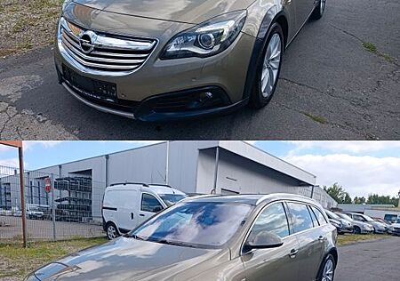 Opel Insignia A Country Tourer Basis 4x4LEDER*AHK*KAM