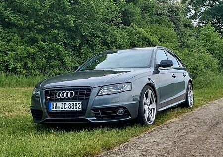 Audi S4 Avant Quattro Schalensi. SHZ, AHK, Keyless,