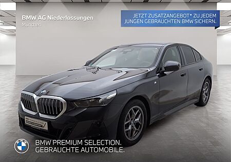 BMW 520d xDrive Limousine M Sport Standheizung LED