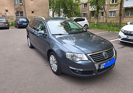 VW Passat Variant Volkswagen 2.0 TDI DPF DSG 125kW Highlin...