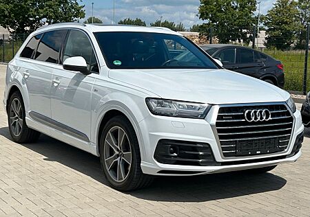 Audi Q7 3.0 TDI NightVision/AHK/Bose/7 Sitze